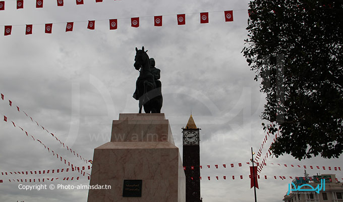 statue-bourguiba-avenue-juin-2016