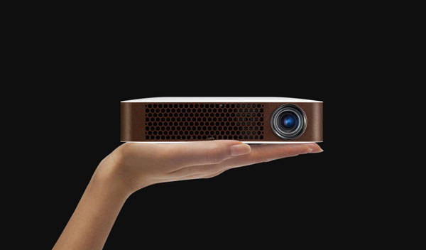 Bluetooth-MiniBeamProjector-2014