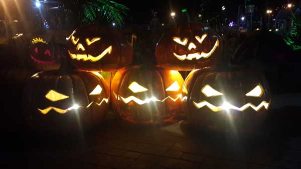 halloween-carthageland-06