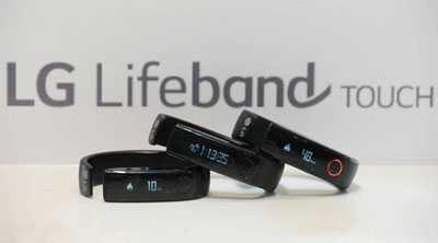 lg-lifeband-touch-02