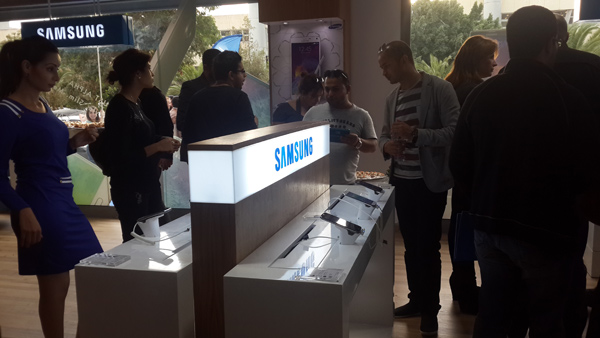 samsung-shop-centre-urbain-nord-01
