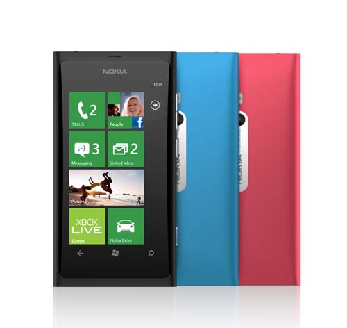 nokia-lumia-800-trio-1