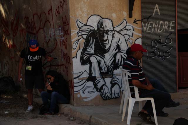 tunisie-sunny-street-day-13052012-02